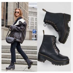 Dr Martens Shriver HI Boots Platform Black Classic Gothcore Worn Once! UK 4 US 6